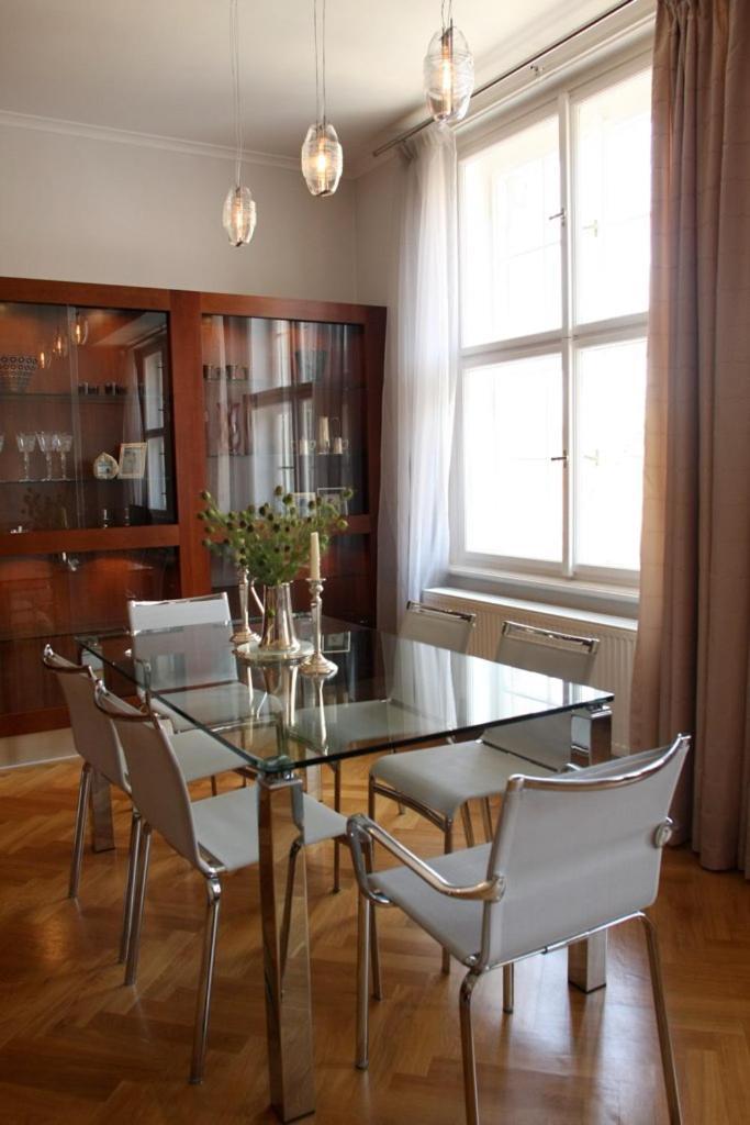 Spacious Elegance In The Heart Of Old Town プラハ エクステリア 写真