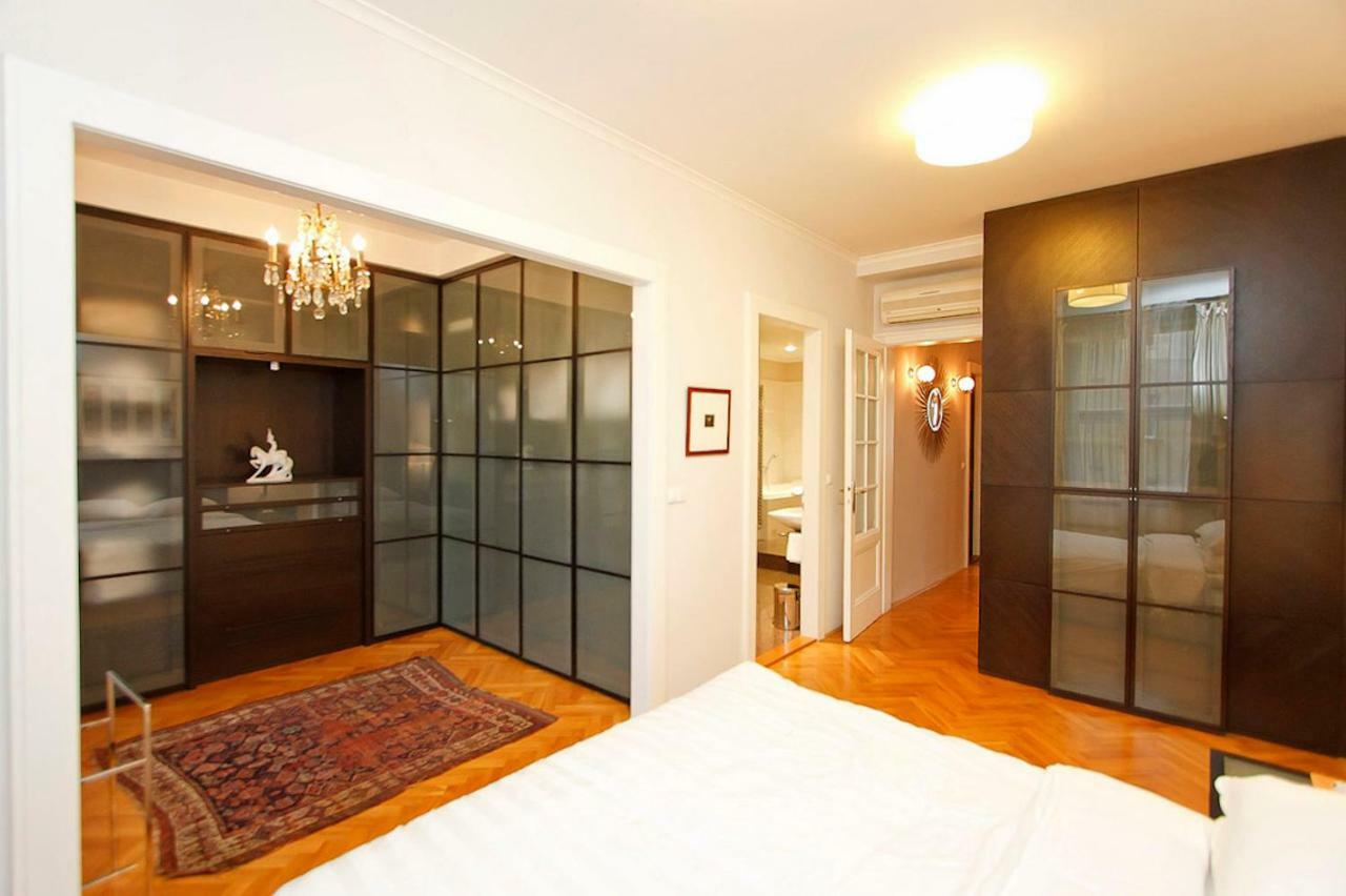 Spacious Elegance In The Heart Of Old Town プラハ エクステリア 写真