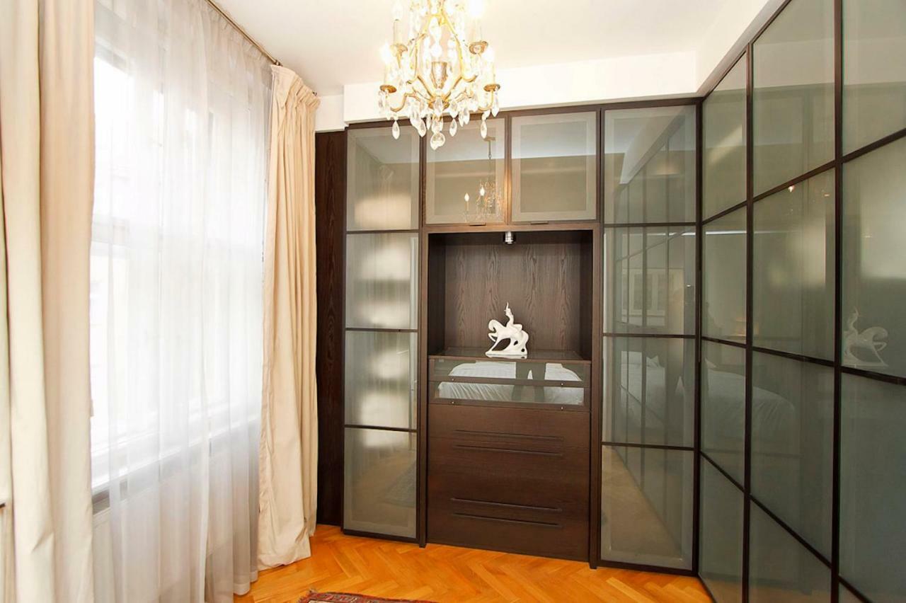 Spacious Elegance In The Heart Of Old Town プラハ エクステリア 写真